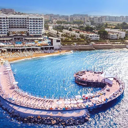 Azura Deluxe Resort & Spa-2